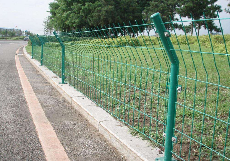 公路護欄網(wǎng)